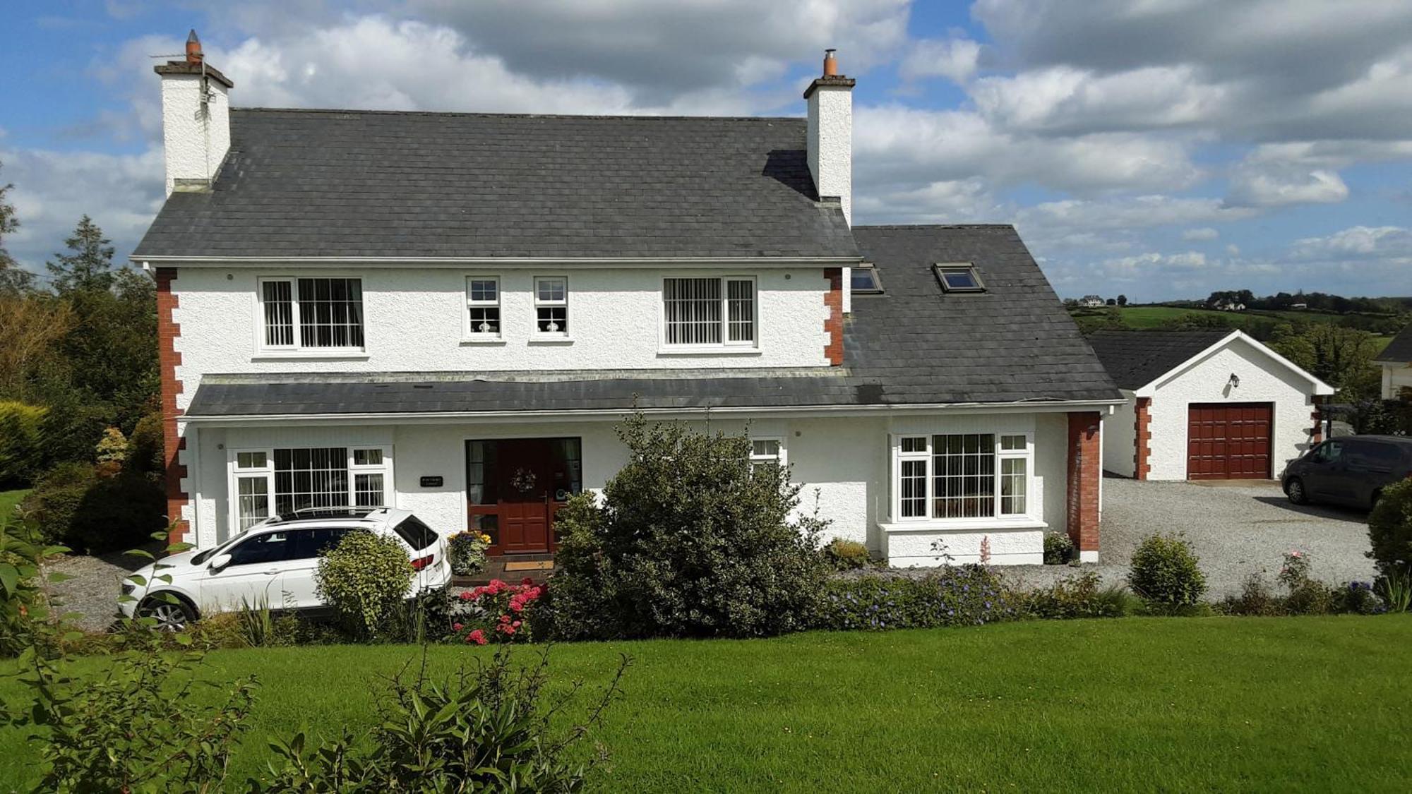 Hawthorn Lodge Belturbet Exterior photo